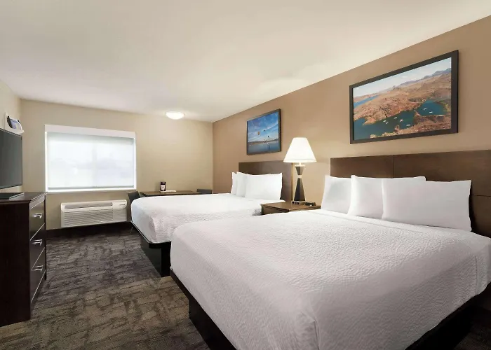 Travelodge By Wyndham Havasu Motel