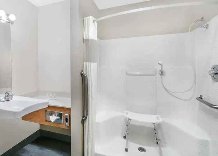 Travelodge By Wyndham Havasu Motel